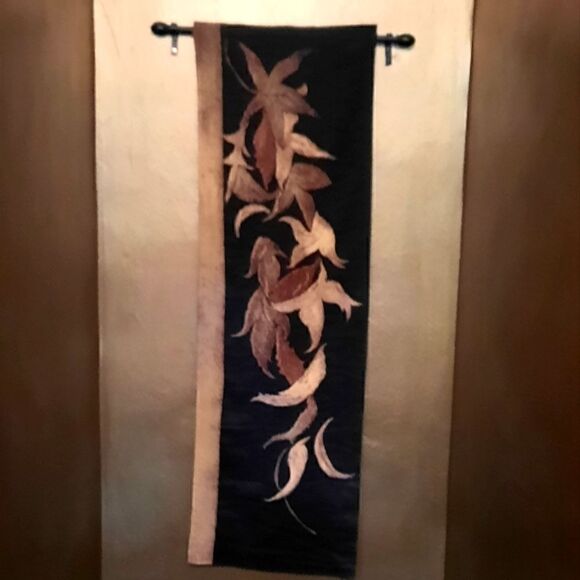 Tapestry Woven Wall Hanging Leaves Design with Rod - Picture 3 of 9